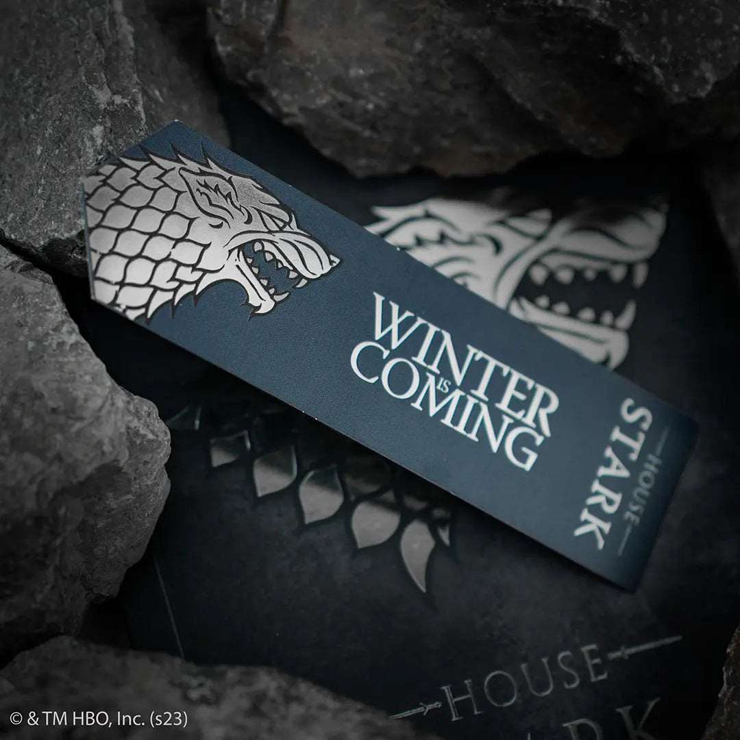 Marque-page métal Stark - Game of Thrones, un symbole de loyauté et de bravoure, ideal pour les collectionneurs et amateurs de fantasy.