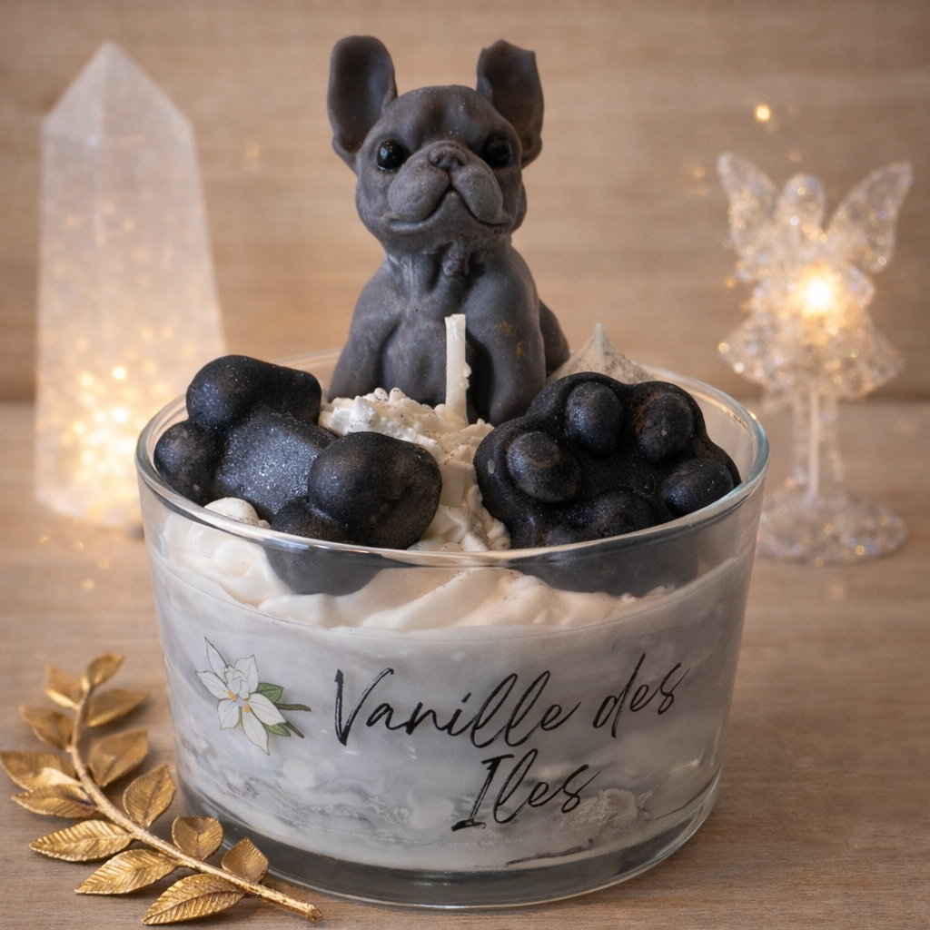 Bougies Gourmandes - Les Étincelles de Noëmie, artisanat français révélé à travers une bougie parfumée et naturelle, pour des moments mémorables.