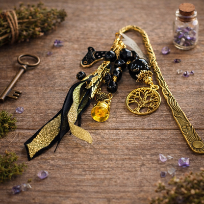 Marque-page artisanal de LhanisaCréa avec design ésotérique unique, idéal pour les lecteurs passionnés.