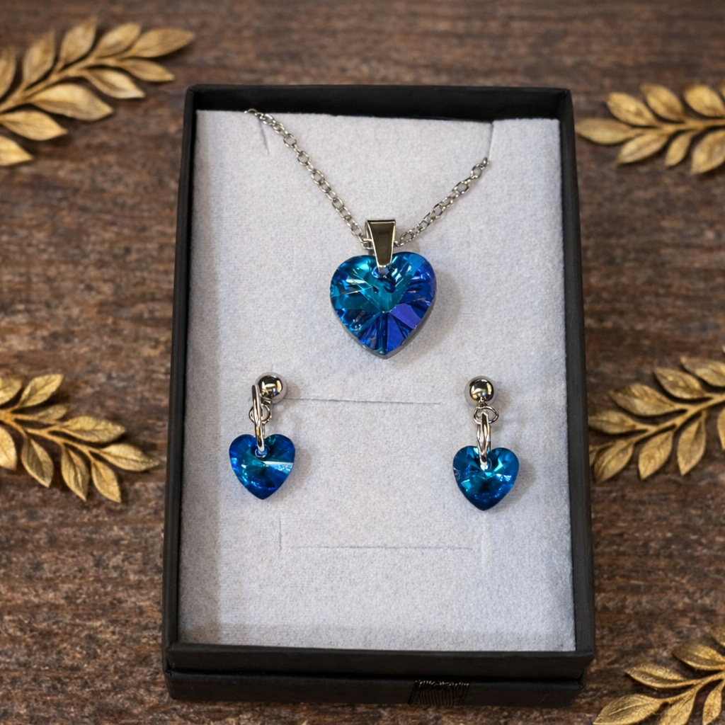 Coffret Cœur en cristal Swarovski – Collier & Boucles d’oreilles  – Jessica Deelyah