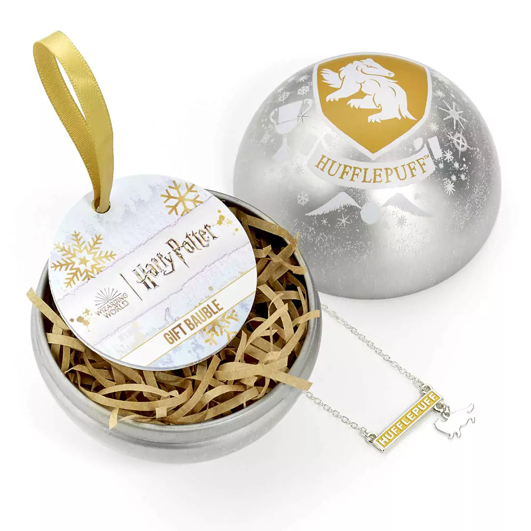 Boule de Noël Poufsouffle et Collier - Harry Potter : Ensemble captivant pour célébrations, symbolisant la loyauté et la magie.