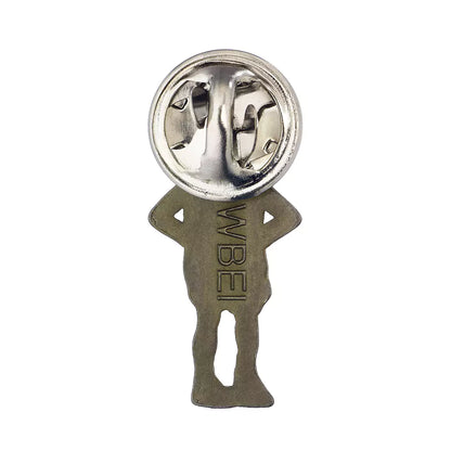 Pin’s Dobby l’elfe de maison, un accessoire magique en plaqué argent pour les fans de Harry Potter.