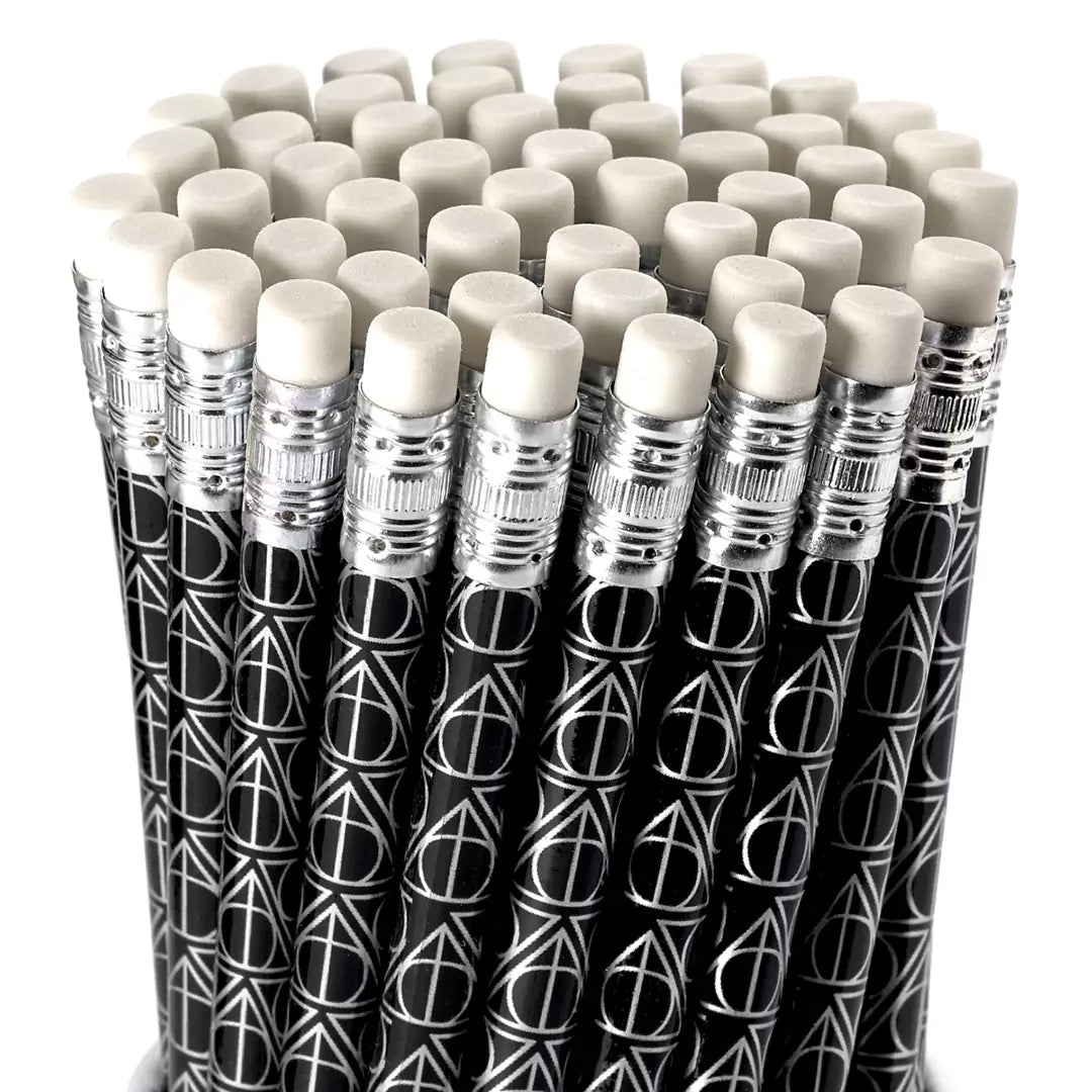 Détails du Crayon à papier Reliques de la Mort - Harry Potter, parfait pour partager la magie avec des amis.
