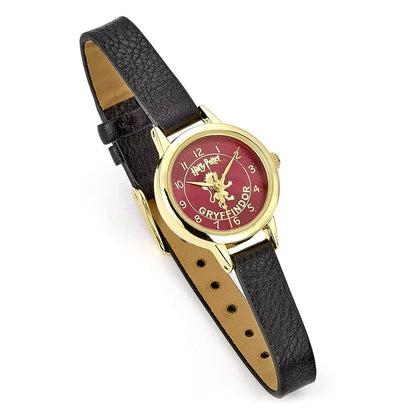 Montre Gryffondor - Harry Potter avec un design inspiré de l'univers magique, mettant en valeur les couleurs vives de la maison Gryffondor.