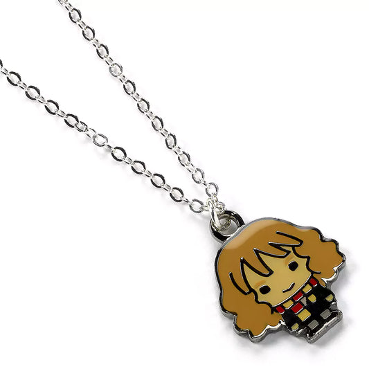 Collier Hermione Granger, un bijou emblématique en plaqué argent avec un pendentif chibi représentant Hermione, symbole de magie et d'intelligence, idéal pour les fans de l'univers Harry Potter.