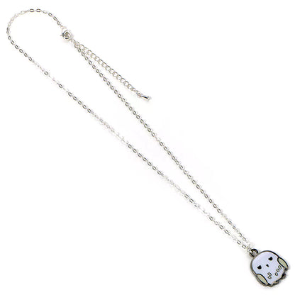 Collier Hedwige en plaqué argent avec un design chibi, captivant et élégant, parfait pour les amateurs de mode.