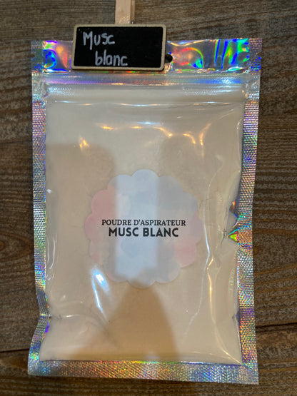 Poudre d’aspirateur parfumée de L'Atelier de Carou – 90g, offrant une fraîcheur durable et des arômes envoûtants pour un nettoyage agréable.