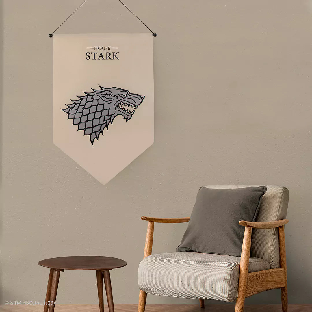 Bannière blason Stark - Game of Thrones, idéal pour les fans de la série, avec un design détaillé et des couleurs vives, parfaite pour des événements cosplay.