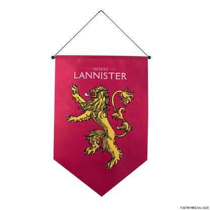 Bannière blason Lannister - Game of Thrones, ornée d'un lion majestueux sur fond rouge, idéale pour les fans de la série.