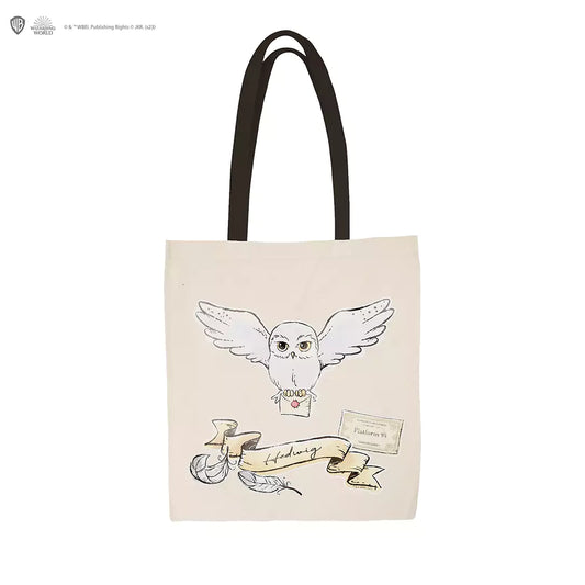 Tote Bag Hedwige - Harry Potter : Un accessoire magique affichant la célèbre chouette dans un design chic et durable.