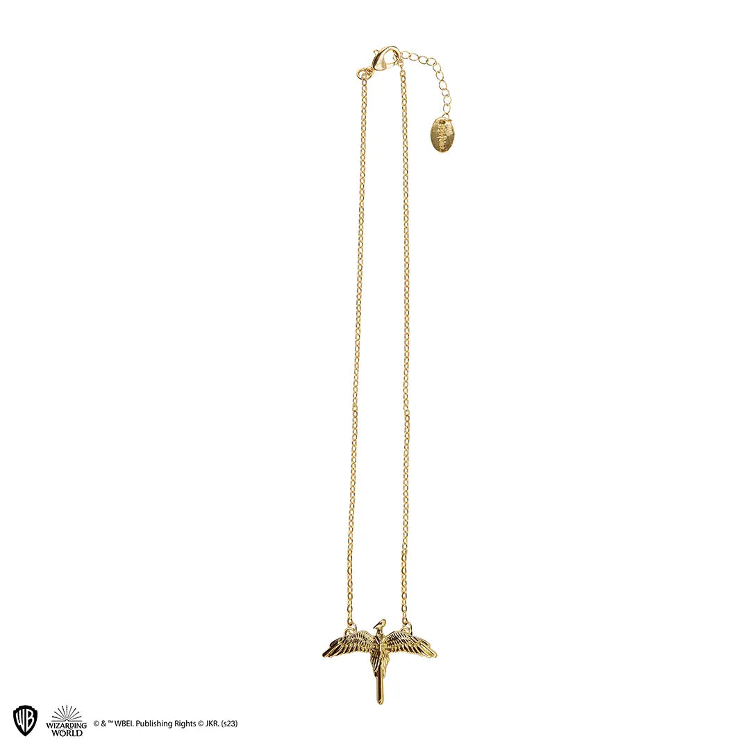 Détails du Collier Fumseck, une pièce incontournable en alliage de zinc et fer, capturant l'essence de Poudlard.