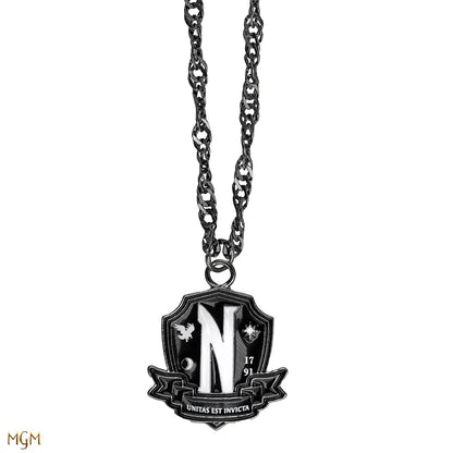 Collier Nevermore Academy - Wednesday, un bijou mystérieux inspiré de la série Addams, parfait pour exprimer votre individualité.