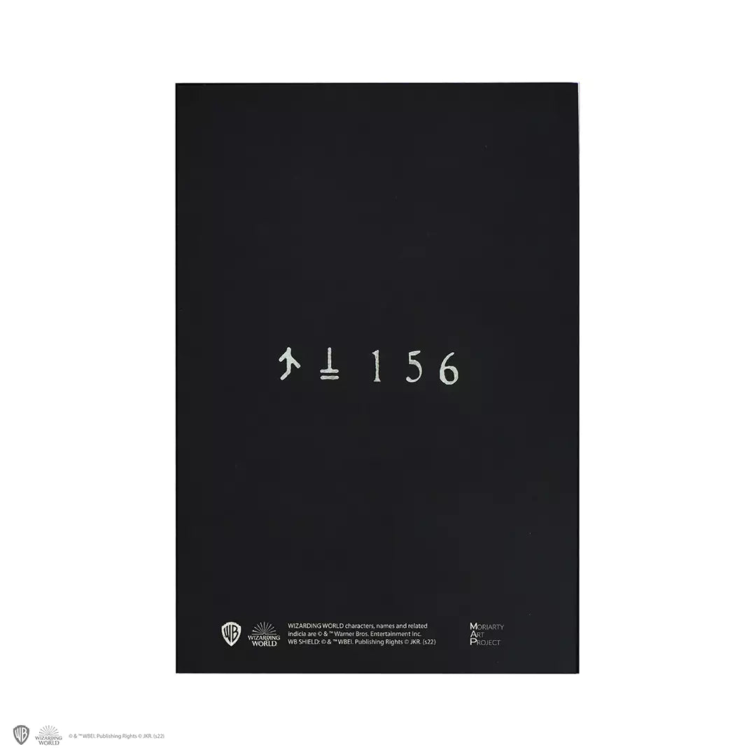 Détails de l'intérieur du carnet souple - Lucius Malefoy prisonnier, présentant des pages élégantes pour écriture et esquisses.