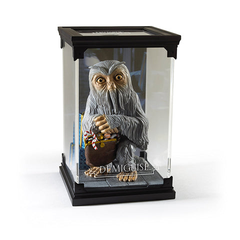 Figurine Demiguise - Créatures magiques - Animaux Fantastiques, représentant un symbole ancien du monde magique, avec pelage soyeux et yeux expressifs.