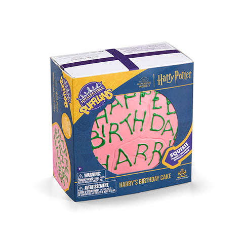 Gâteau d’anniversaire de Harry - Toyllectible Pufflums™ - Harry Potter, parfait comme cadeau d'anniversaire pour les passionnés du monde des sorciers.