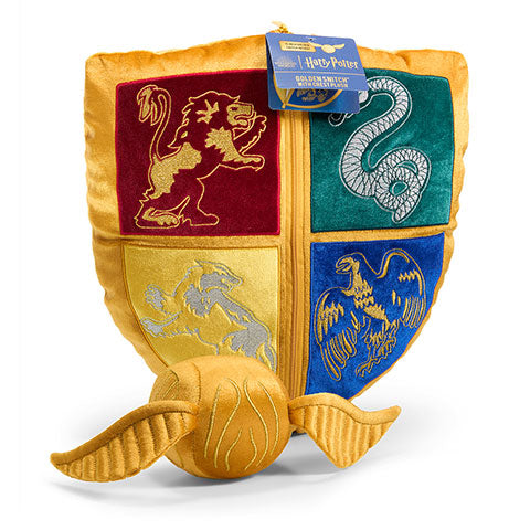 Peluche blason de Poudlard et Vif d’or - Harry Potter, une adorable peluche qui apportera une touche magique à votre collection.