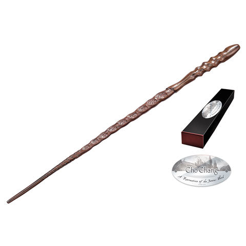 Baguette de Cho Chang - Édition Officielle Harry Potter™, réplique élégante en résine de 39 cm avec une esthétique en bois brun et un manche torsadé, parfaite pour les collectionneurs de l'univers magique.