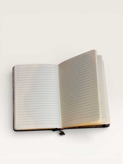 Carnet Libellule, pièce unique fabriquée à la main par MellySteph, parfait pour garder près de soi ou à offrir comme un talisman de papier.