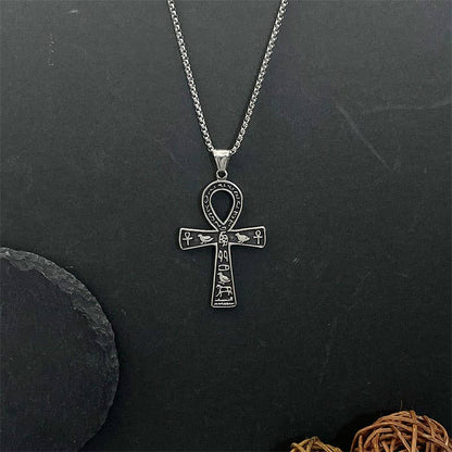 Le collier en acier inoxydable de GemMeet avec pendentif Ankh égyptienne, une touche d'élégance hip hop.