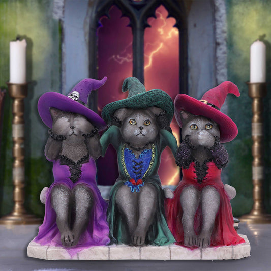 Figurines Les trois chats sorciers sages de 15,3 cm, en résine multicolore, robes féeriques, sur une pile de livres, inspirant magie et sagesse.