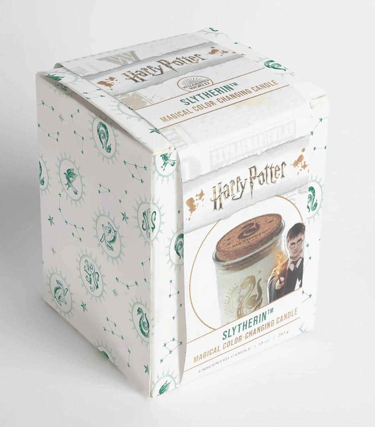 Bougie magique à changement de couleur Serpentard de Harry Potter par Ankorstore, se transformant de blanc à vert pour une ambiance ensorcelante.