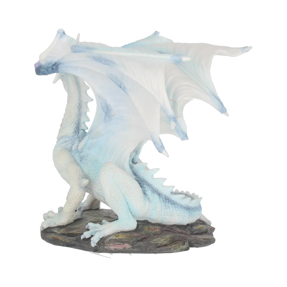 Figurine de dragon blanc Grawlbane 20 cm en position d'attaque, sur un fond sombre pour accentuer son impressionnante posture.