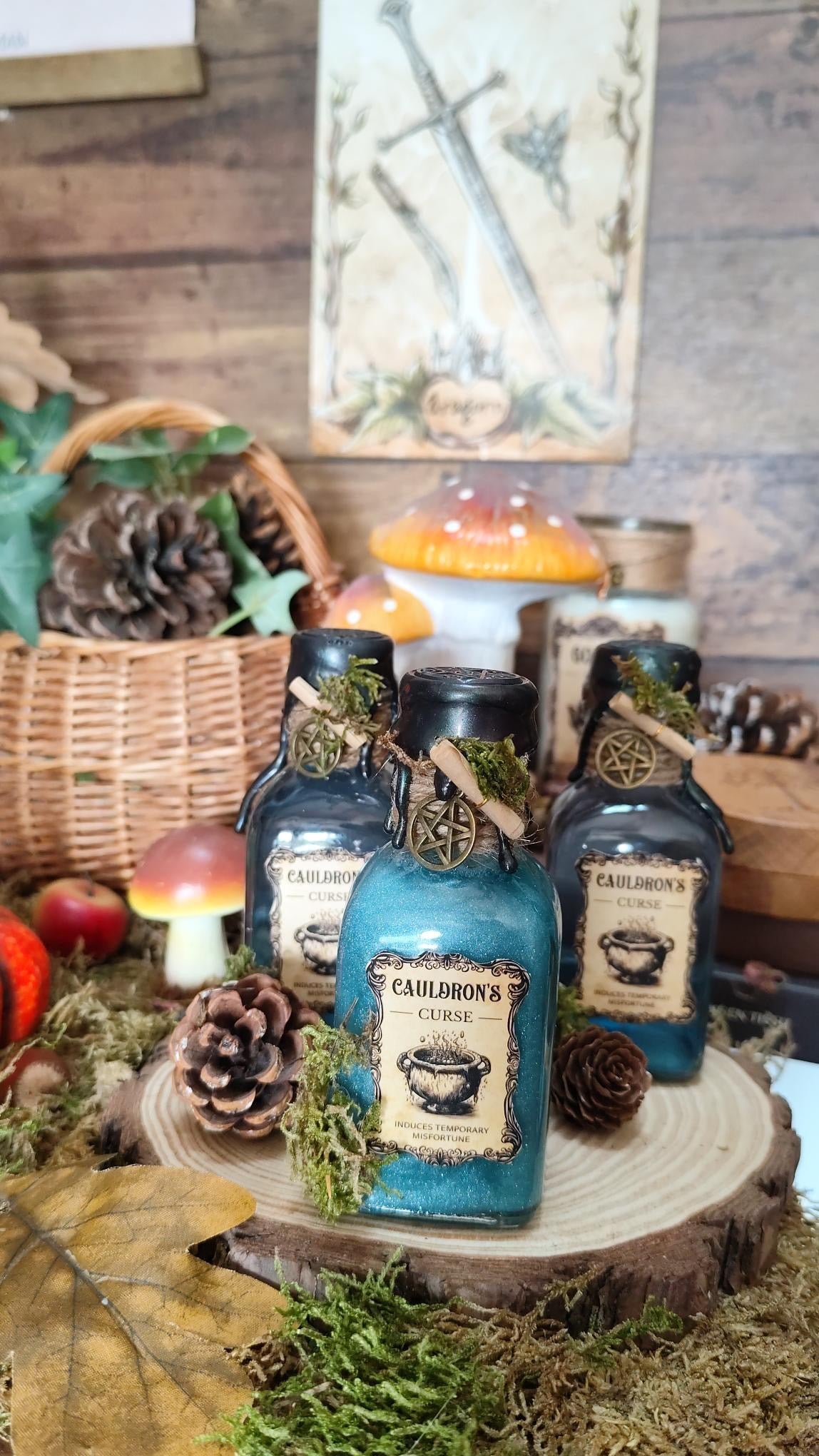 Potion Chaudron décoratif fait main par Le Grimoire d'Elie, ajoutant une touche de magie et d'intrigue à votre intérieur.