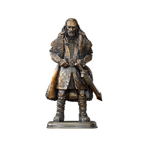 Vue rapprochée de la sculpture de Thorin en bronze par Noble Collection, mettant en valeur la finition vieillie et l'artisanat minutieux.